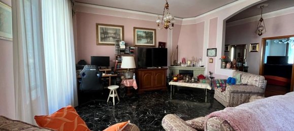 6 rooms Apartment in Scandicci, Italy No. 48286 3