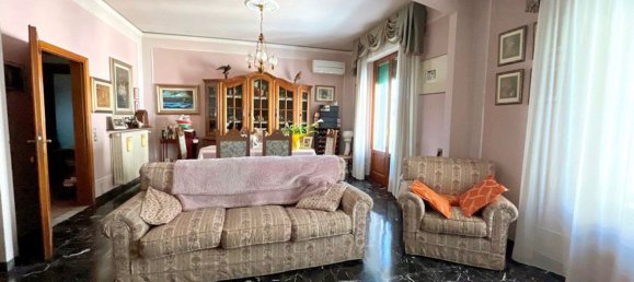 6 rooms Apartment in Scandicci, Italy No. 48286 2