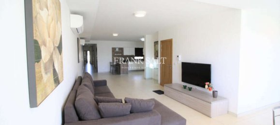Apartamento de 3 dormitorios en Swieqi, Malta No. 4315 2