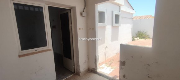 2 bedrooms House in La Oliva, Spain No. 166414 6