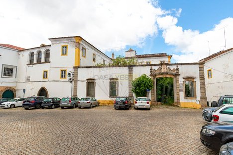 1499m² Building in Evora, Portugal No. 140174