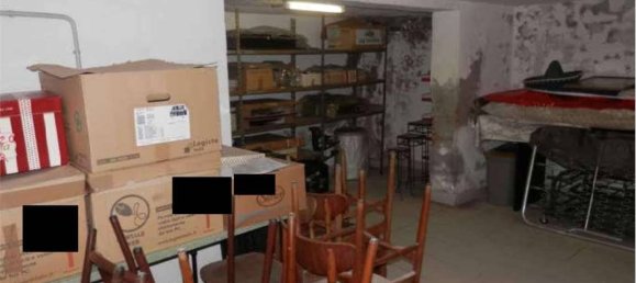 Коммерческая недвижимость с 4 комнатами в Пиццигеттоне, Италия № 95839 29