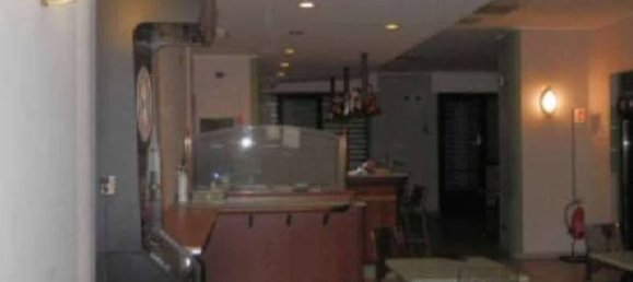 Коммерческая недвижимость с 4 комнатами в Пиццигеттоне, Италия № 95839 6