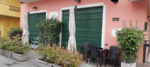 Коммерческая недвижимость с 4 комнатами в Пиццигеттоне, Италия № 95839 2