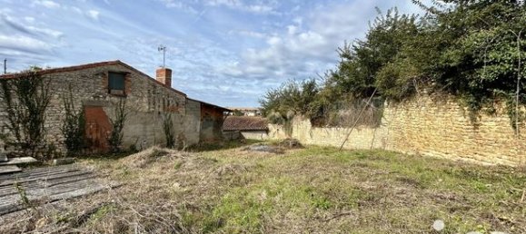 Casa de 3 dormitorios en Thouars, France No. 304244 12