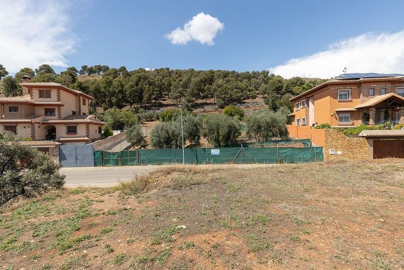 687m² Land in Granada, Spain No. 224066