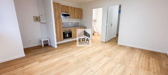 2 rooms Apartment in Athis-Mons, France No. 324003 2