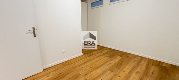 2 rooms Apartment in Athis-Mons, France No. 324003 4