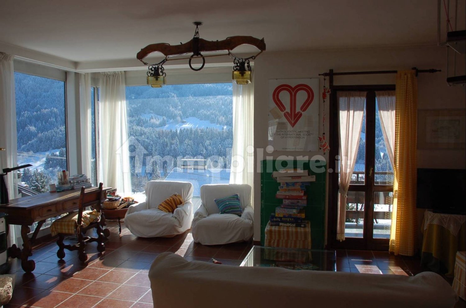 6 chambres Villa à Borno, Italy No. 254599