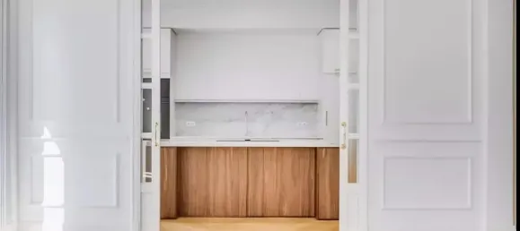 Квартира с 4 спальнями в Мадрид, Испания № 155105 14