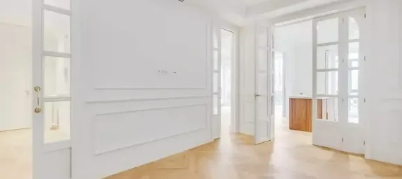 Квартира с 4 спальнями в Мадрид, Испания № 155105 17