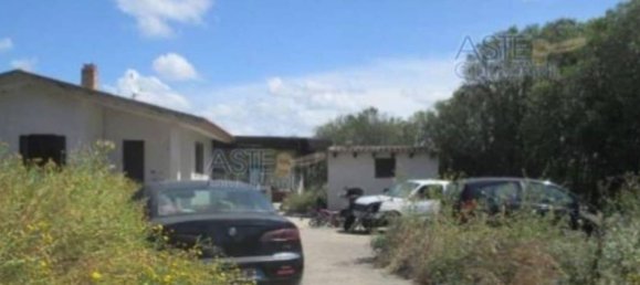 3 bedrooms Apartment in Sardinia, Italy No. 301243 8