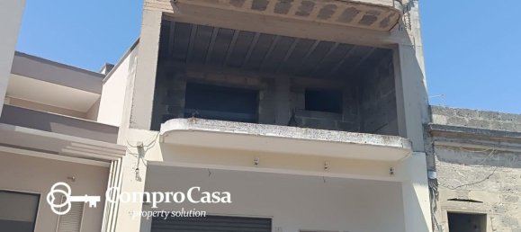 7 rooms Apartment in Vernole, Italy No. 298719 3