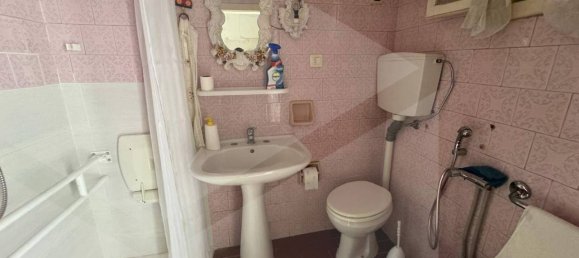 3 chambres Appartement à Bari, Italy No. 21092 6