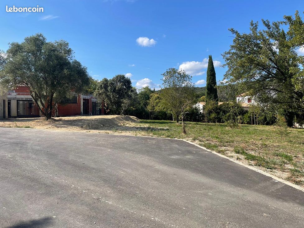 751m² Land in Les Matelles, France No. 110072