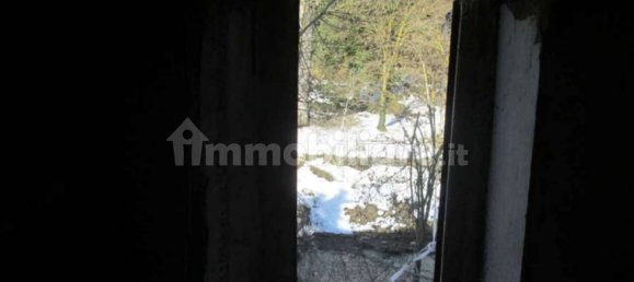 3 Schlafzimmer Wohnung in Monte Cerignone, Italy, Nr. 295875 10