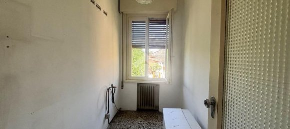 5 bedrooms House in San Benedetto Po, Italy No. 362227 8