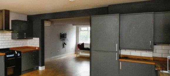 3 bedrooms House in Greenford, United Kingdom No. 6315 15