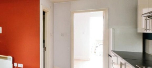 3 bedrooms House in Greenford, United Kingdom No. 6315 2