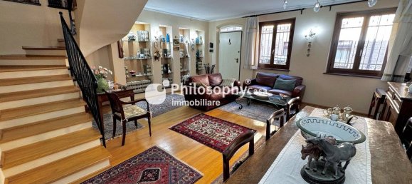 3 bedrooms House in Loreto, Italy No. 374810 3