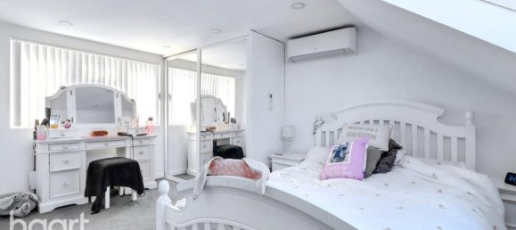 4 bedrooms House in Rainham, United Kingdom No. 4845 27