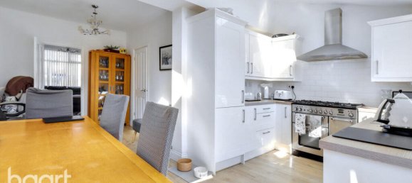 4 bedrooms House in Rainham, United Kingdom No. 4845 21