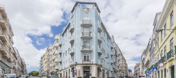 4 bedrooms Apartment in Lisbon, Portugal No. 89983 4