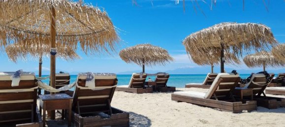 285m² Commercial property in Chalkidiki, Greece No. 8100 10