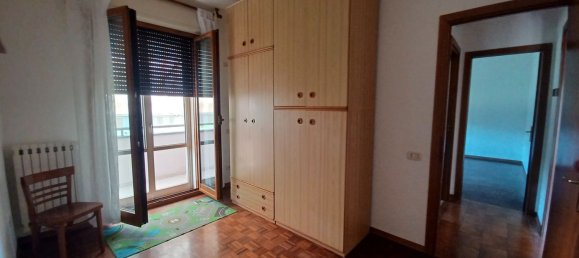 3 rooms Apartment in Pesaro, Italy No. 229136 9