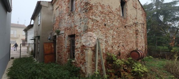 9 rooms House in Mantua, Italy No. 247776 9