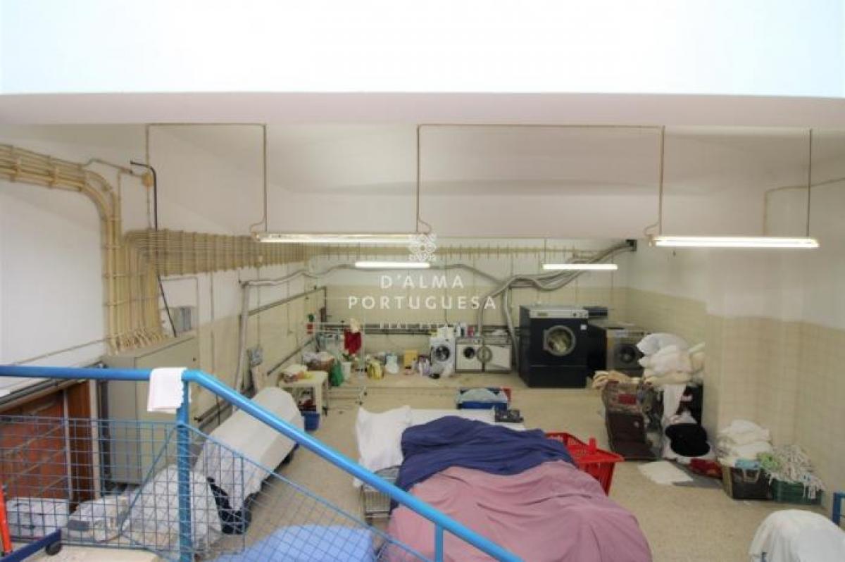 Büro in Albufeira, Portugal 146m², Nr. 8416