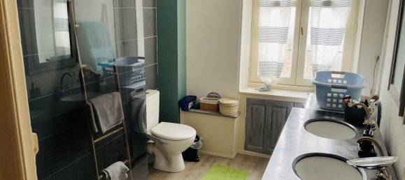 4 bedrooms House in Chateauroux, France No. 63621 11