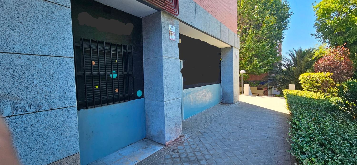Gewerbliche Immobilie in Madrid, Spain 103m², Nr. 237246