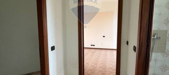 2 bedrooms Apartment in Legnano, Italy No. 307837 24