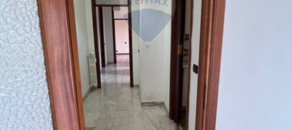 2 bedrooms Apartment in Legnano, Italy No. 307837 9