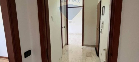 2 bedrooms Apartment in Legnano, Italy No. 307837 32