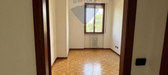 2 bedrooms Apartment in Legnano, Italy No. 307837 17