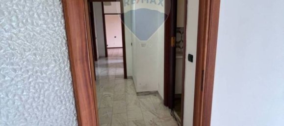 2 bedrooms Apartment in Legnano, Italy No. 307837 8