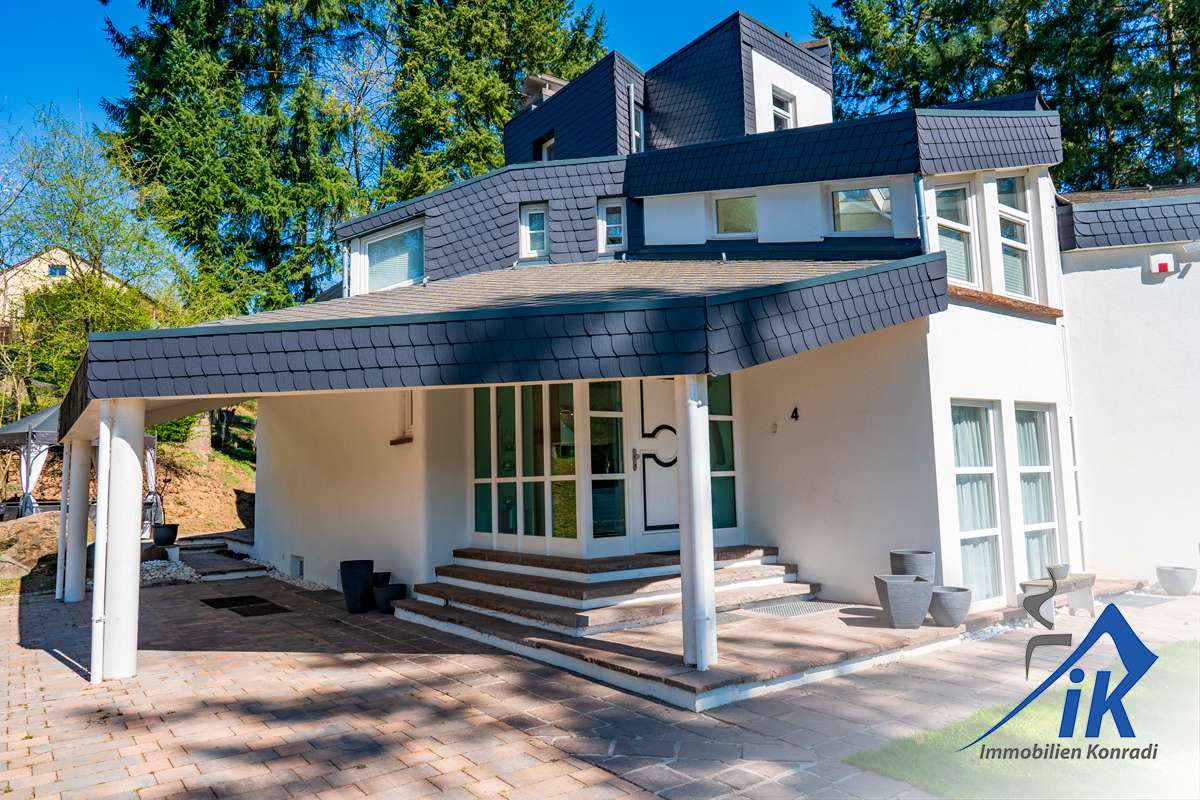 5 bedrooms Villa in Kusel, Germany No. 248335