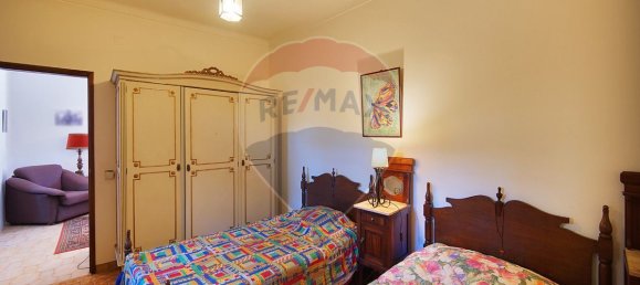 4 bedrooms House in Azambuja, Portugal No. 33021 16