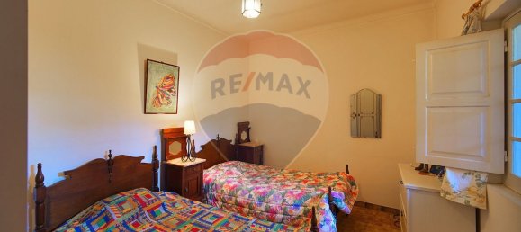 4 bedrooms House in Azambuja, Portugal No. 33021 15