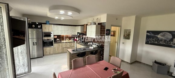 4 غرف نوم شقة في Giugliano in Campania, Italy رقم 328688 9