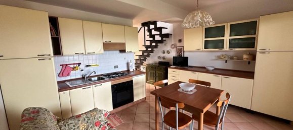 Квартира с 3 комнатами в Брешиа, Италия № 34922 5