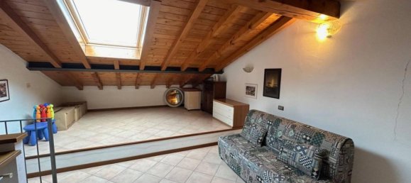 Квартира с 3 комнатами в Брешиа, Италия № 34922 9