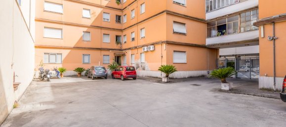 3 rooms Apartment in Latina, Italy No. 265156 2