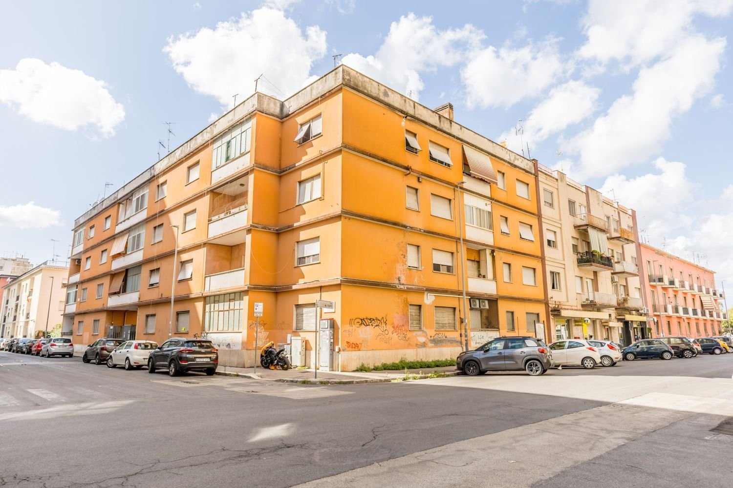 3 rooms Apartment in Latina, Italy No. 265156