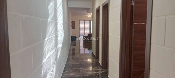 2 bedrooms Penthouse in Xaghra, Malta No. 5873 14