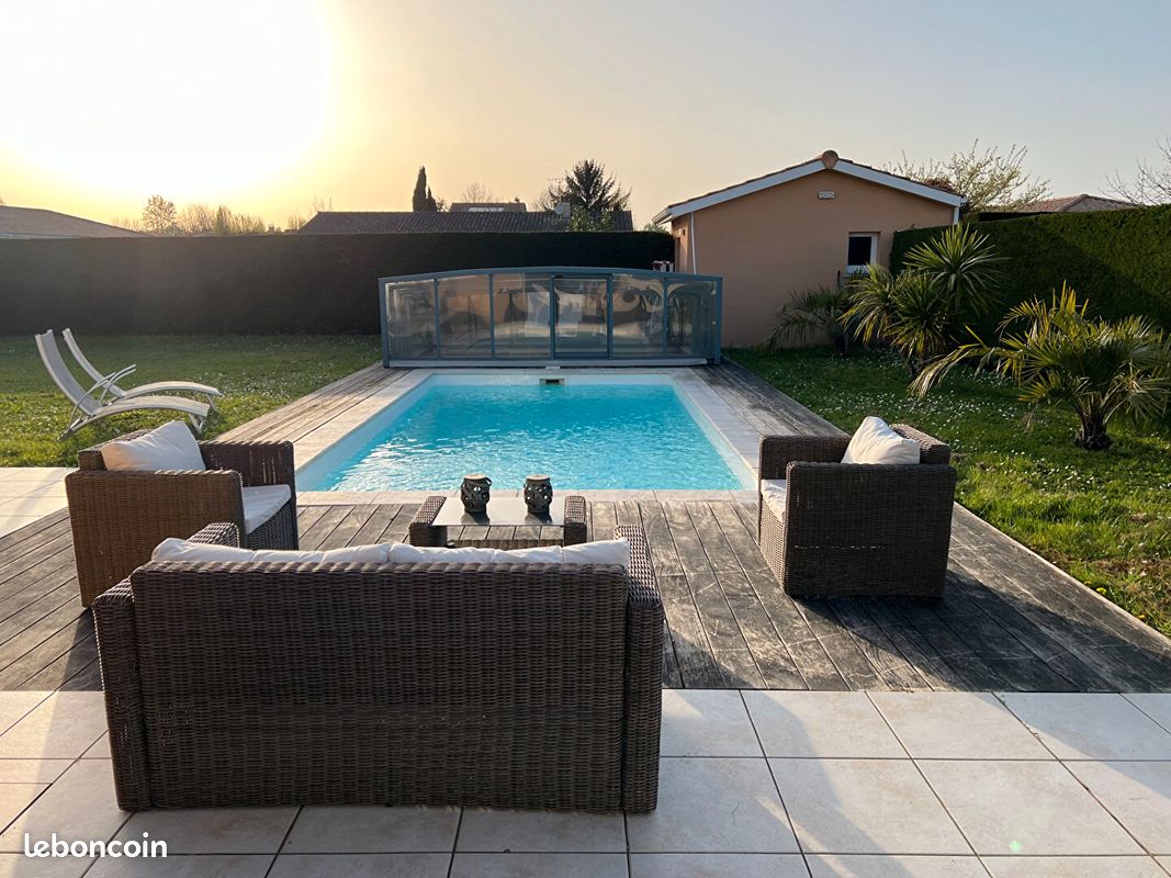 5 chambres Villa à Izon, France No. 296964