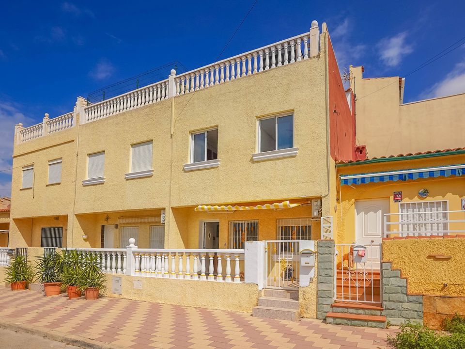 2 bedrooms Townhouse in La Marina, Spain No. 186439
