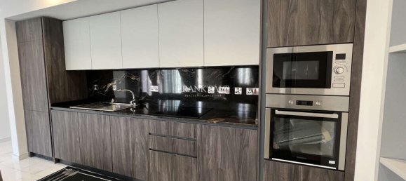 2 bedrooms Penthouse in Sliema, Malta No. 10276 4